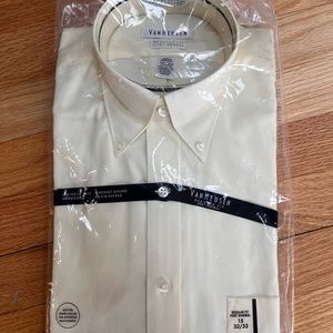 Van Heusen cream pinpoint Oxford dress shirt 32/33 NWT